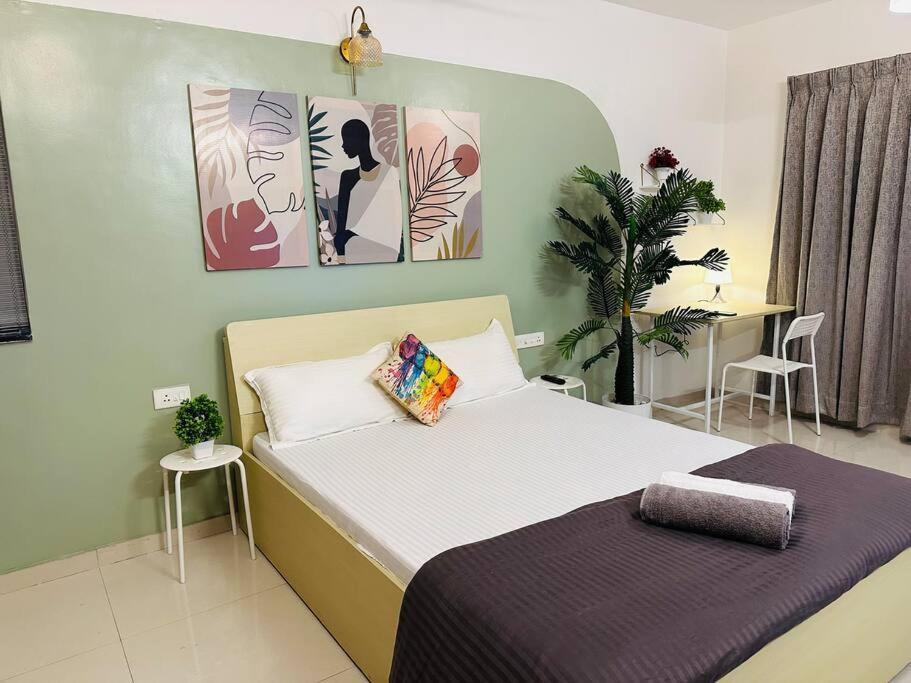 Sage : Private Studio Room In Koregaon Park Pune Extérieur photo