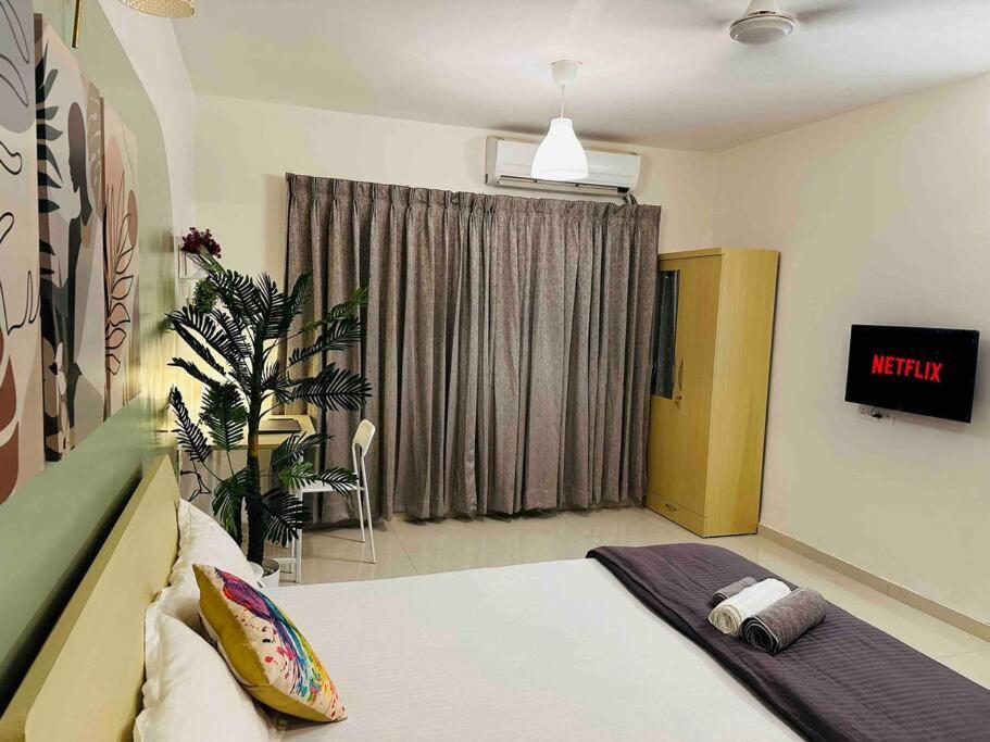 Sage : Private Studio Room In Koregaon Park Pune Extérieur photo
