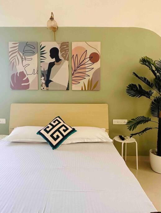 Sage : Private Studio Room In Koregaon Park Pune Extérieur photo